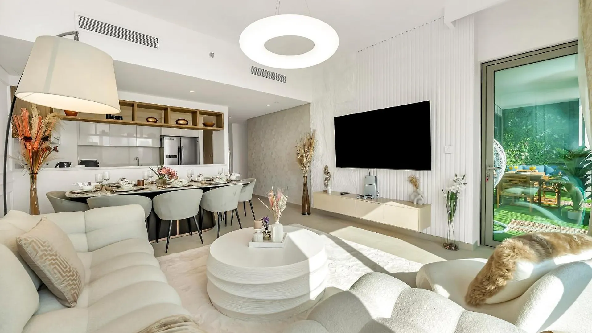 Chic 4 Bedroom Apartment I Burj Khalifa & Fountain Views I Direct Access To Dubai Mall I Free Gym, Pool, Parking Wi-Fi And Ps5 I By Skyline Serenity