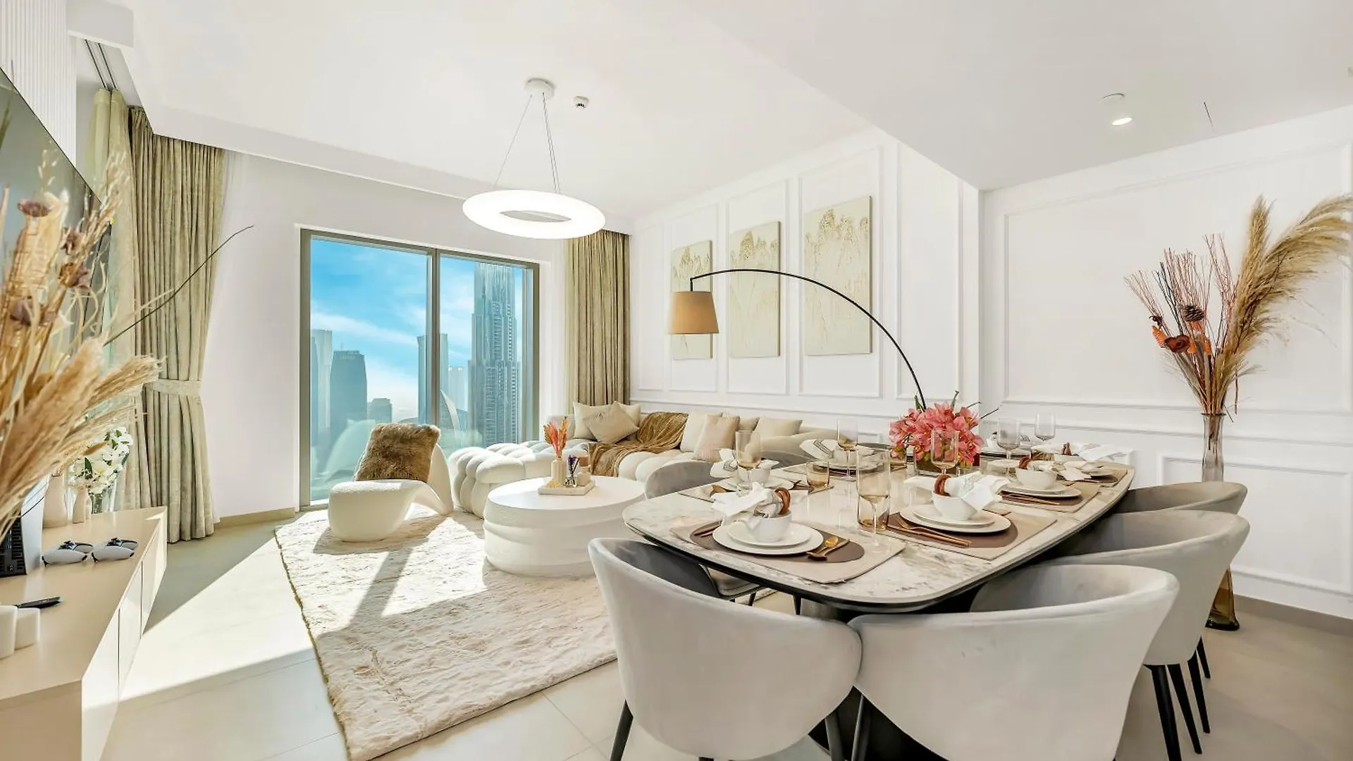 Chic 4 Bedroom Apartment I Burj Khalifa & Fountain Views I Direct Access To Dubai Mall I Free Gym, Pool, Parking Wi-Fi And Ps5 I By Skyline Serenity